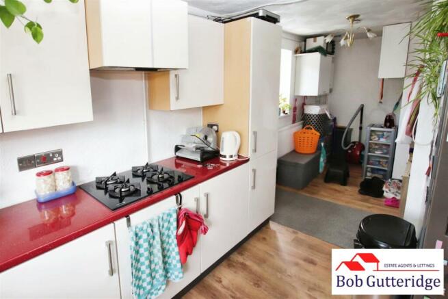 FITTED KITCHEN / BREAKFAST ROOM