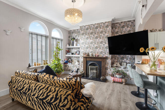 Lounge 2