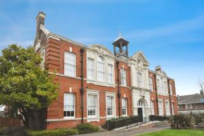 16, 5 Tabor House, Coggeshall Road, Braintree CM7 9DB
