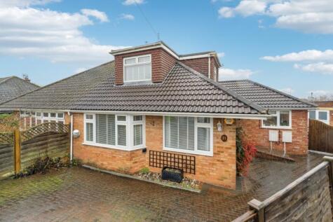 Salisbury Close, Princes Risborough, HP27