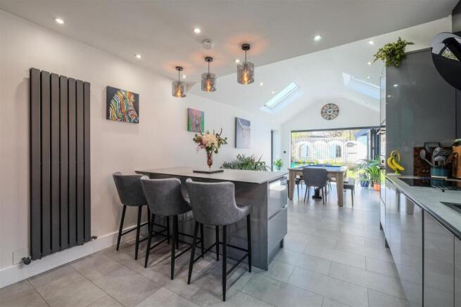 Kitchen/Diner/Family Room