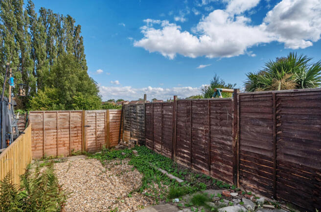 2 bed Terraced for sale Image 11