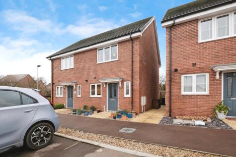 Snowdrop Crescent, Lydney, GL15