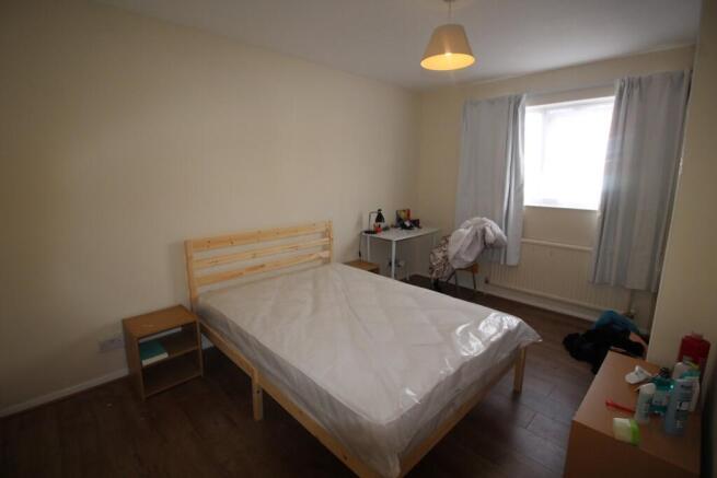 Double Bedroom 