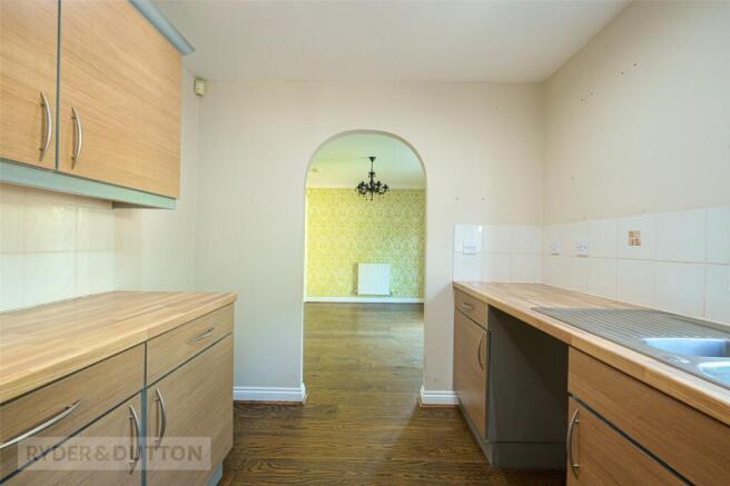 3 bed Link Detached House for sale Image 9