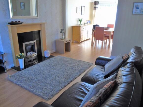 Lounge3.JPG