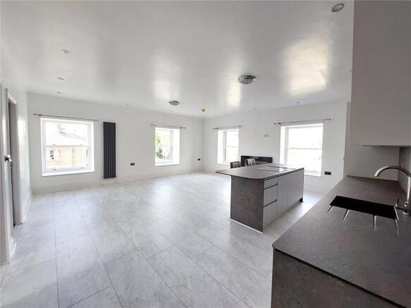 Kitchen & Lounge
