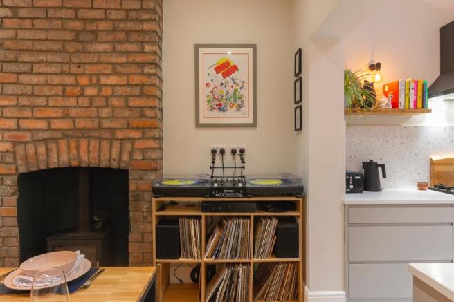 YELSROW02 - Dining Room D.jpg