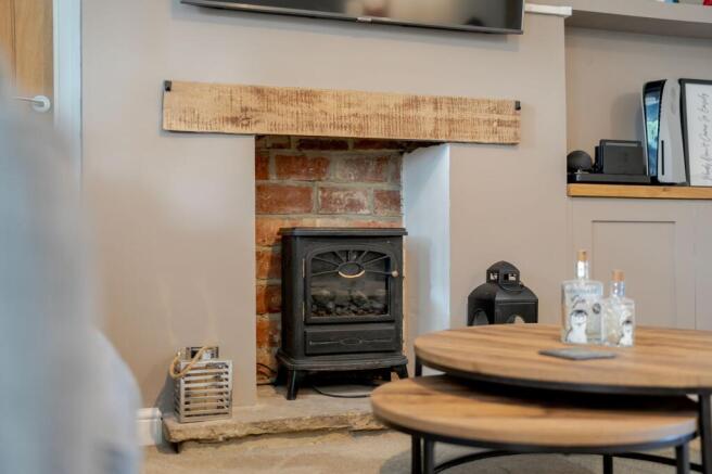 2 bed Terraced for sale Image 7