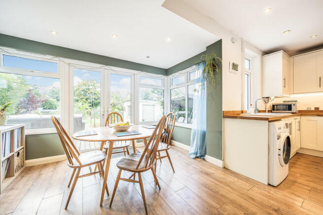 Dining Area 1
