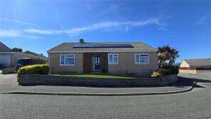 28, Cae Rhos, Holyhead LL65 2LF