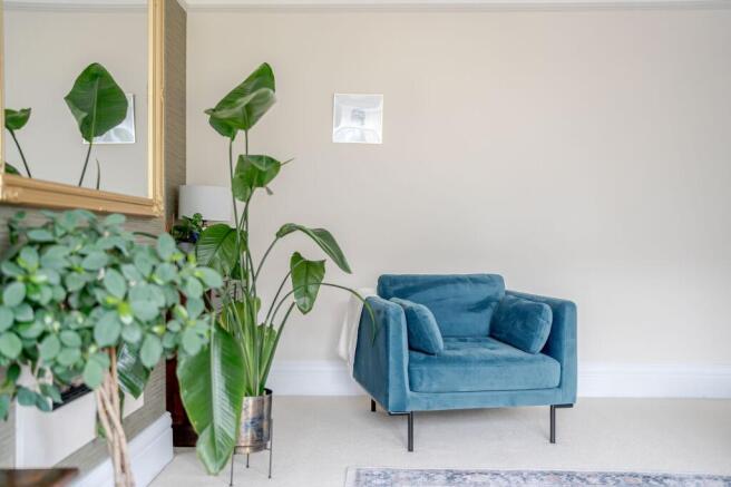 2 bed Flat for sale Image 9