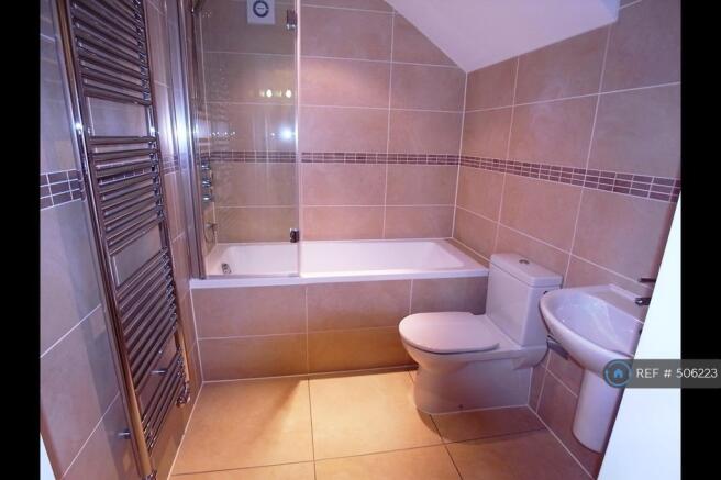 Main Bathroom