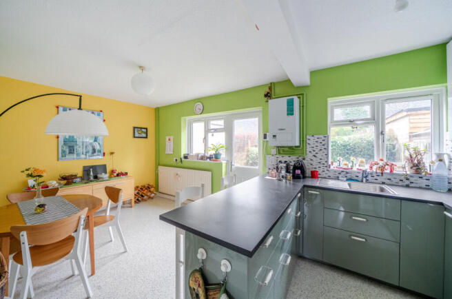 1417377-14-699618...