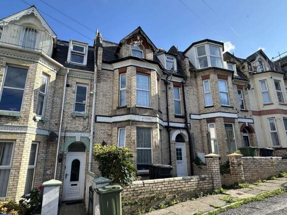 12 Cross Park, Ilfracombe, Devon EX34 8BJ