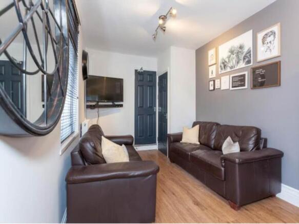 Kitchen Diner Revers