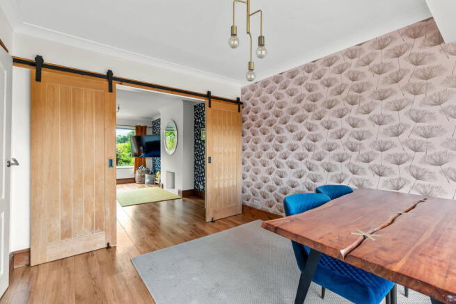 3 bed Semi-Detached for sale Image 12