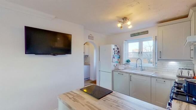 RE-FITTED KITCHEN
