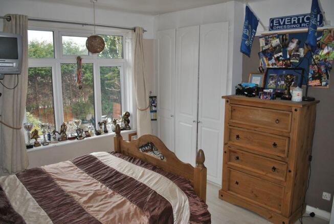Rear bedroom
