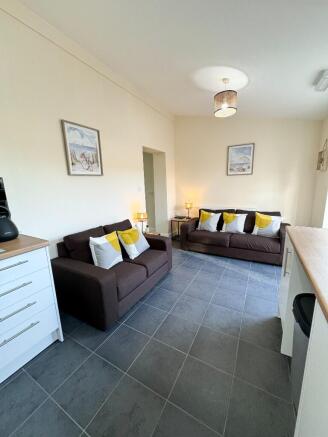 5 bed House of Multiple Occupation for sale Image 5