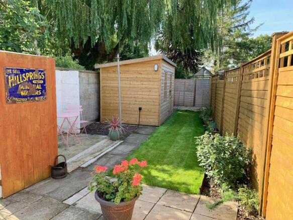 2 bed Cottage for sale Image 2