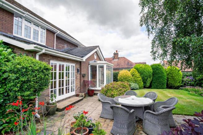 Rear Garden side aspect 