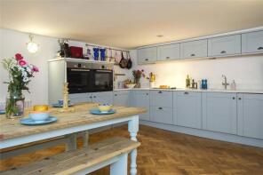 Flat A, 92a, Chatsworth Road, Hackney, London E5 0LS