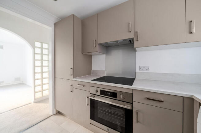 1439499-6-69d5442...