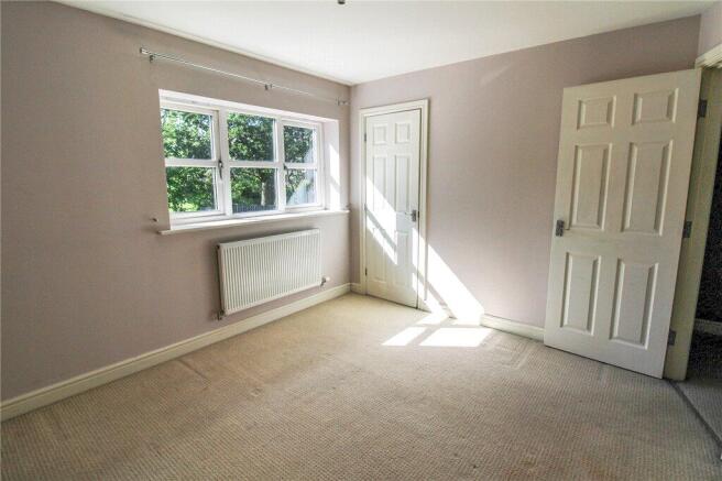 3 bed Terraced for sale Image 4