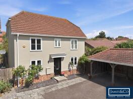 7, The Lees, Weaverhead Lane, Dunmow CM6 2LZ