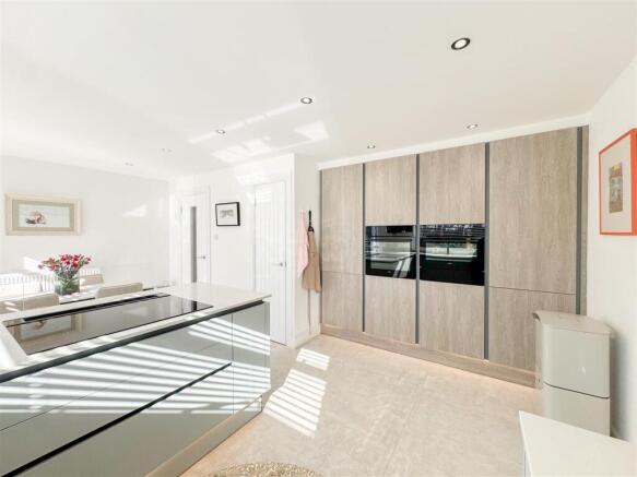 Kitchen/Dine