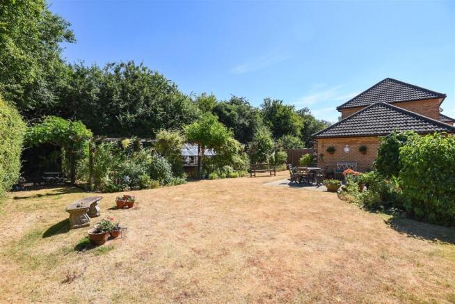 Garden 2.jpg