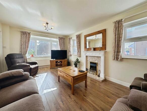 cba4c149--4EDD-9A63-3D4459A0FBBA-32245-00000B487AD