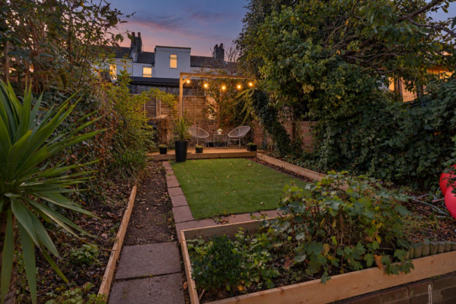 Garden Night.png
