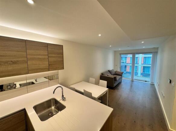 WhatsApp Image 2026-02-12 at 15.01.02 (9).jpeg