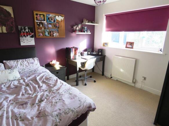 Bedroom 2.JPG