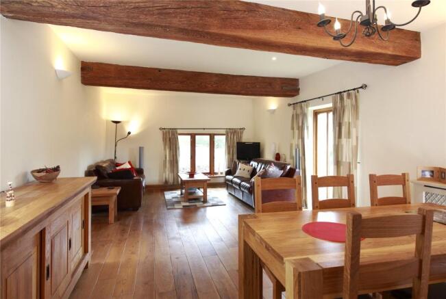 Living/Dining Room