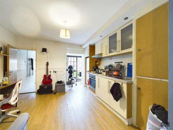 Kitchen/Living room
