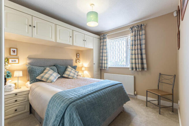 3 bed Bungalow for sale Image 11