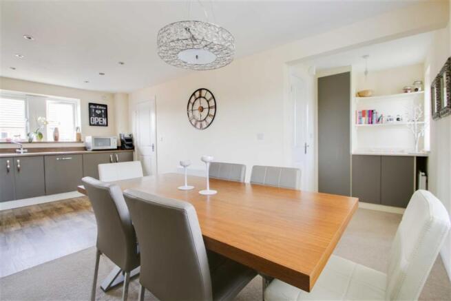 KITCHEN/DINER
