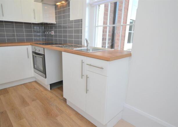 Kitchen 3.jpg