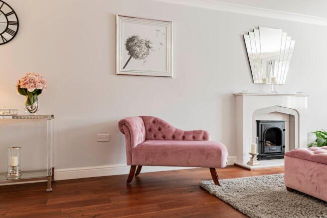 Living Room (2)