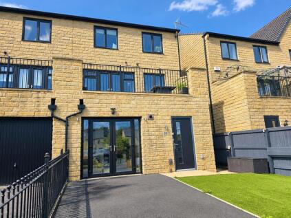 Barge Avenue, Sowerby Bridge