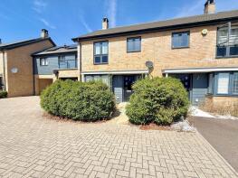 9, Colosseum Drive, Dunstable LU5 6QD