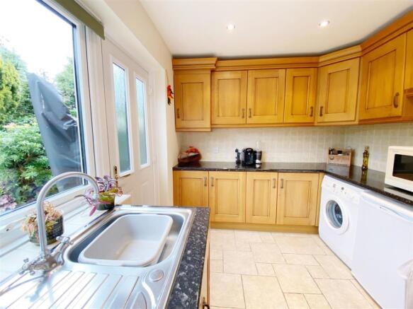Utility Room pic 1.jpg