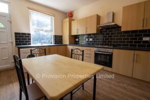43, Chestnut Avenue, Hyde Park, Leeds LS6 1AZ
