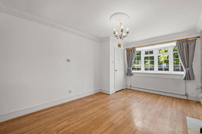 2 bed Terraced for sale Image 8