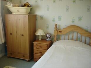 Bedroom2