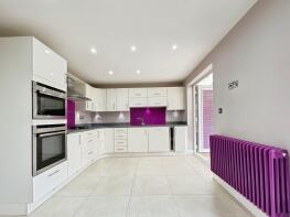 22, Manor Way, Dunholme, Lincoln LN2 3UR
