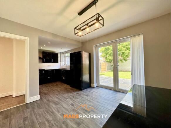 Kitchen/Dining Room